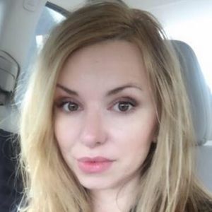 Meet your Posher, Alexandra